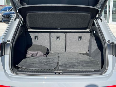 Used 2024 Audi Q4 e-tron Premium Plus image 18