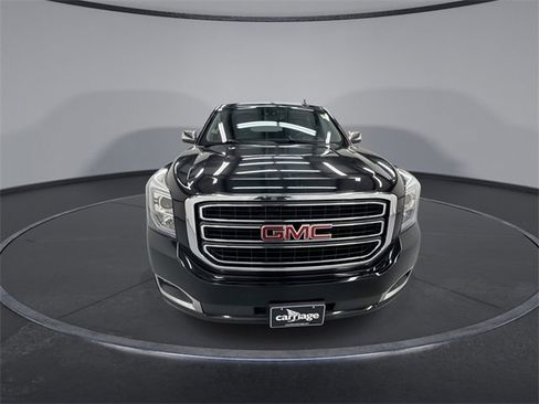 Used 2019 GMC Yukon XL SLT image 3