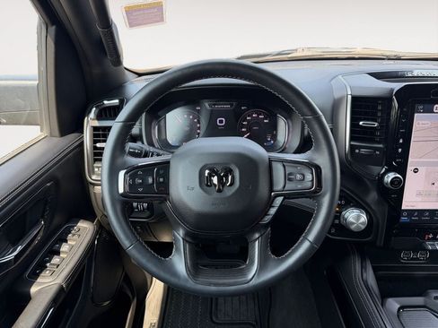 Used 2024 RAM 1500 Limited AWD/4WD image 13