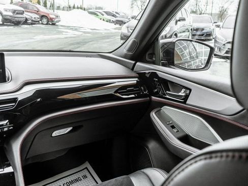 Used 2023 Acura MDX A-Spec image 15
