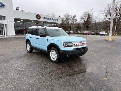 New 2025 Ford Bronco Sport Heritage w/ Convenience Package AWD/4WD image 1