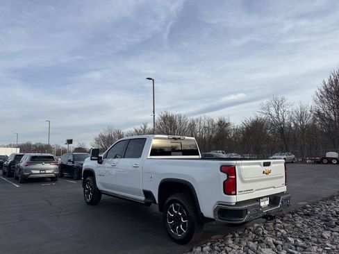 Used 2024 Chevrolet Silverado 2500 LTZ w/ LTZ Plus Package image 3