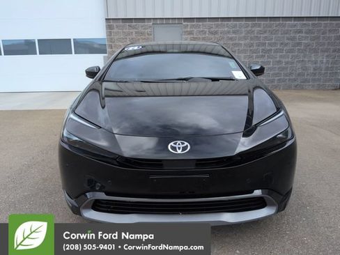 Used 2024 Toyota Prius XLE AWD/4WD image 8