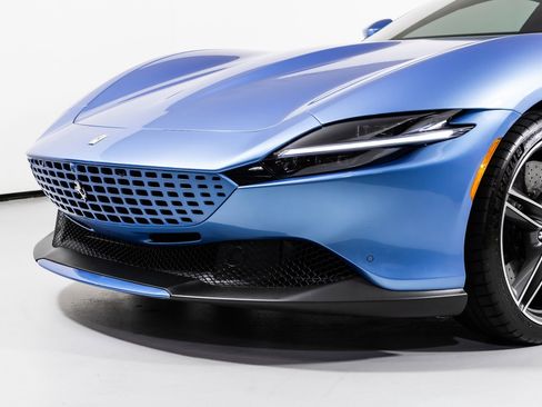 Used 2024 Ferrari Roma image 8