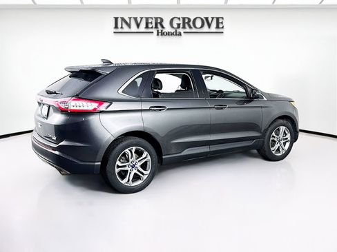 Used 2016 Ford Edge Titanium AWD/4WD image 5