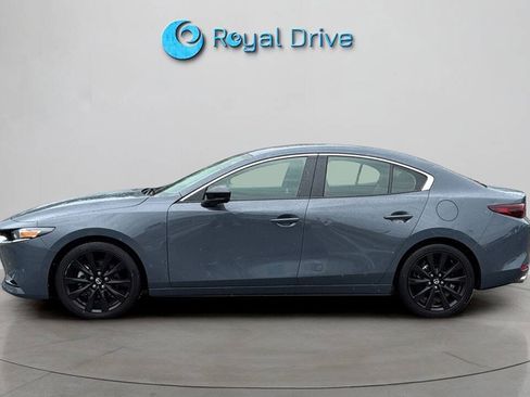 Used 2023 MAZDA MAZDA3 s AWD/4WD image 3