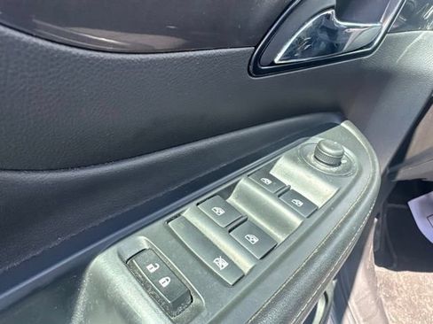 Used 2021 Buick Encore Preferred FWD image 11