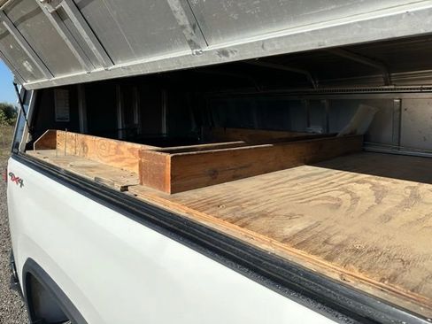 Used 2021 Chevrolet Silverado 2500 Custom w/ Custom Convenience Package image 14