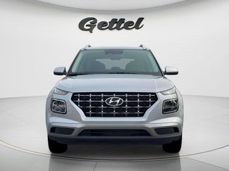 New 2026 Hyundai Venue SEL FWD video 2