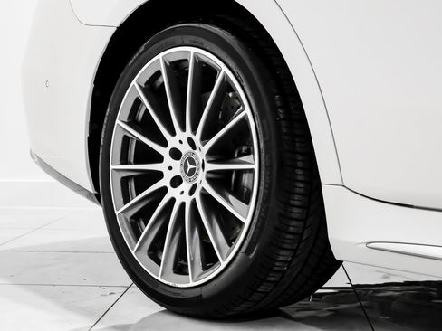 Used 2022 Mercedes-Benz S 580 4MATIC Sedan image 49
