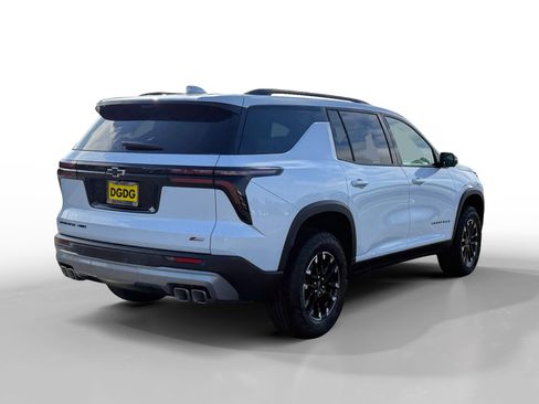 New 2026 Chevrolet Traverse Z71 w/ Driver Confidence Package image 5