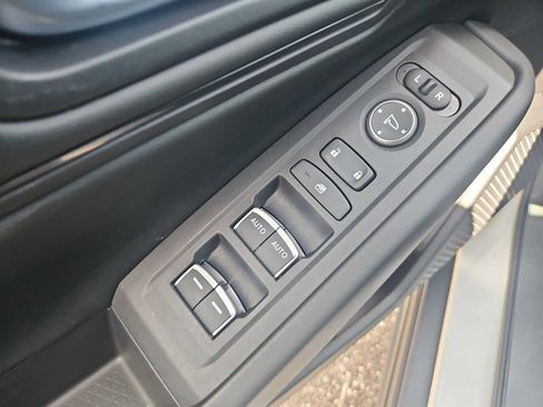 Certified 2023 Honda Accord EX image 15