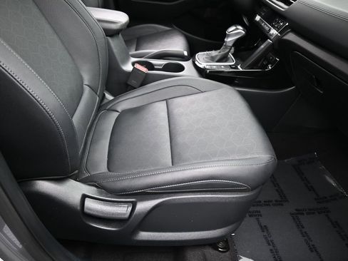 Used 2025 Kia Seltos EX w/ EX Sunroof Package image 41