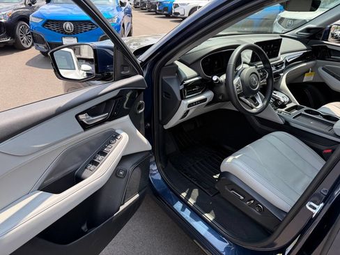Certified 2026 Acura MDX SH-AWD w/ Technology Package image 12