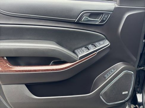 Used 2016 GMC Yukon SLT image 13