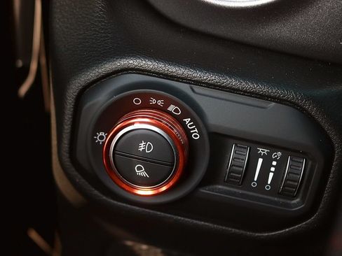 Used 2022 Jeep Gladiator Mojave w/ Cold Weather Group AWD/4WD image 24
