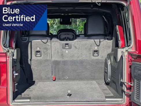 Used 2022 Jeep Wrangler Unlimited Rubicon AWD/4WD image 16