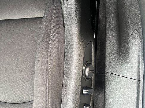 Used 2025 Chevrolet Malibu LT image 18