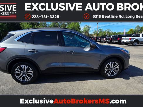 Used 2022 Ford Escape SEL image 4