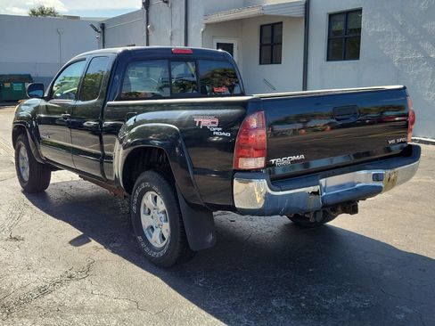 Used 2005 Toyota Tacoma 4x4 Access Cab image 6
