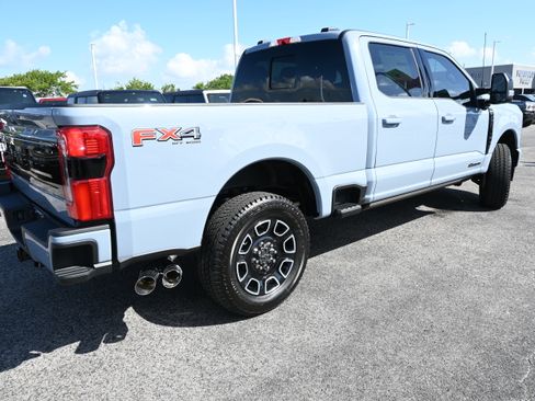 New 2026 Ford F250 Platinum AWD/4WD image 3