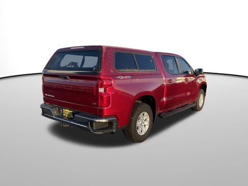 Used 2020 Chevrolet Silverado 1500 LT image 3