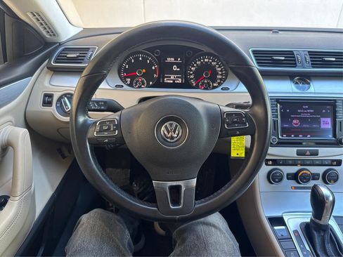 Used 2016 Volkswagen CC Sport image 14