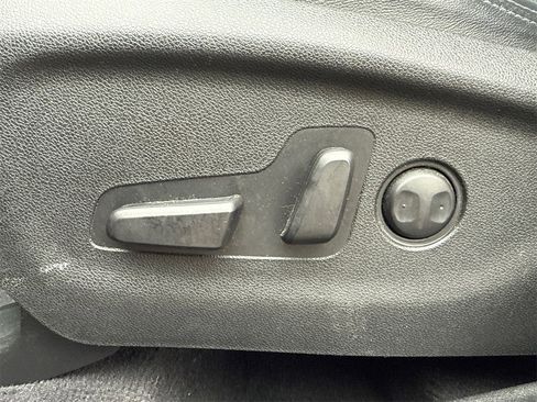 Used 2017 Kia Sorento LX w/ LX Convenience Package image 20