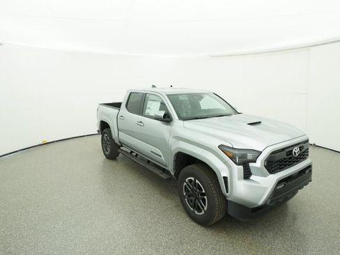 New 2025 Toyota Tacoma TRD Sport image 13