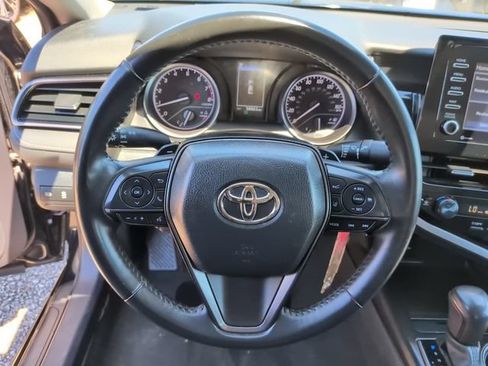 Used 2024 Toyota Camry SE FWD image 14