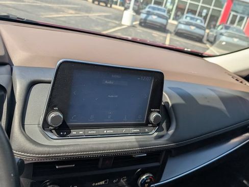 Certified 2023 Nissan Rogue SV AWD/4WD image 21