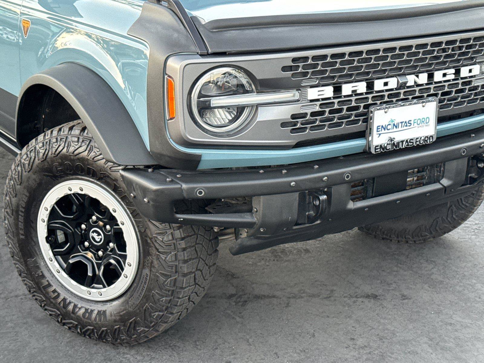 Certified 2023 Ford Bronco Badlands AWD/4WD image 3