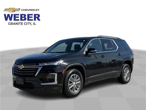 Certified 2022 Chevrolet Traverse LT image 1