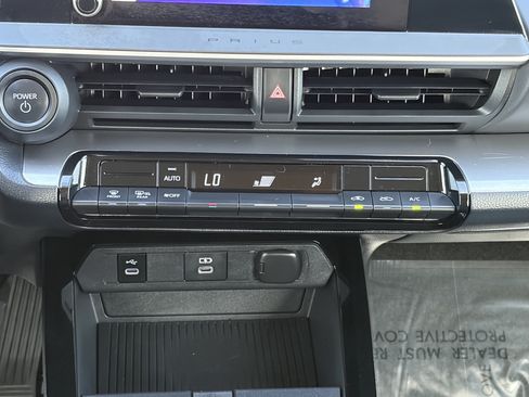 Certified 2025 Toyota Prius LE AWD/4WD image 14