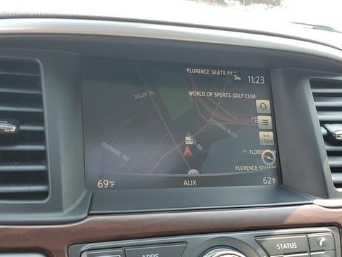 Used 2020 Nissan Pathfinder Platinum AWD/4WD image 28