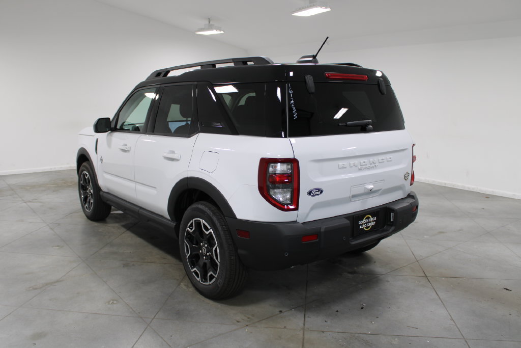 New 2026 Ford Bronco Sport Outer Banks AWD/4WD image 6