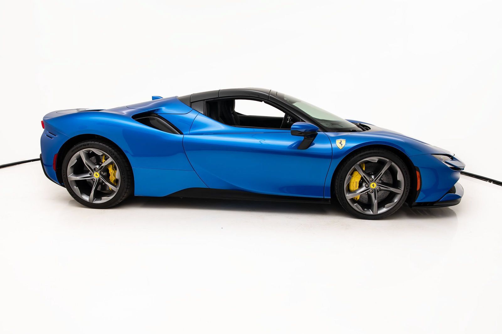 Certified 2023 Ferrari SF90 Spider AWD/4WD image 26
