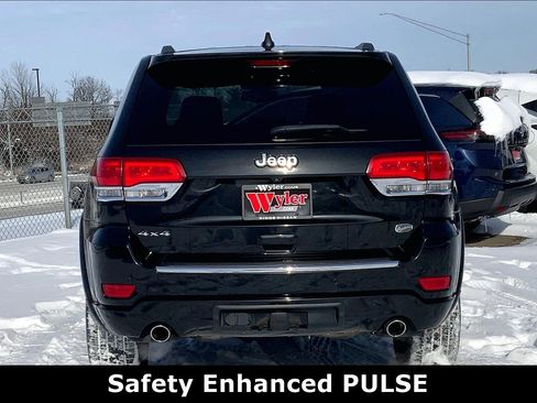 Used 2015 Jeep Grand Cherokee Overland image 3