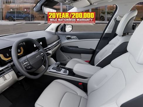 New 2026 Kia Sportage EX w/ EX Panorama Roof Package FWD image 17