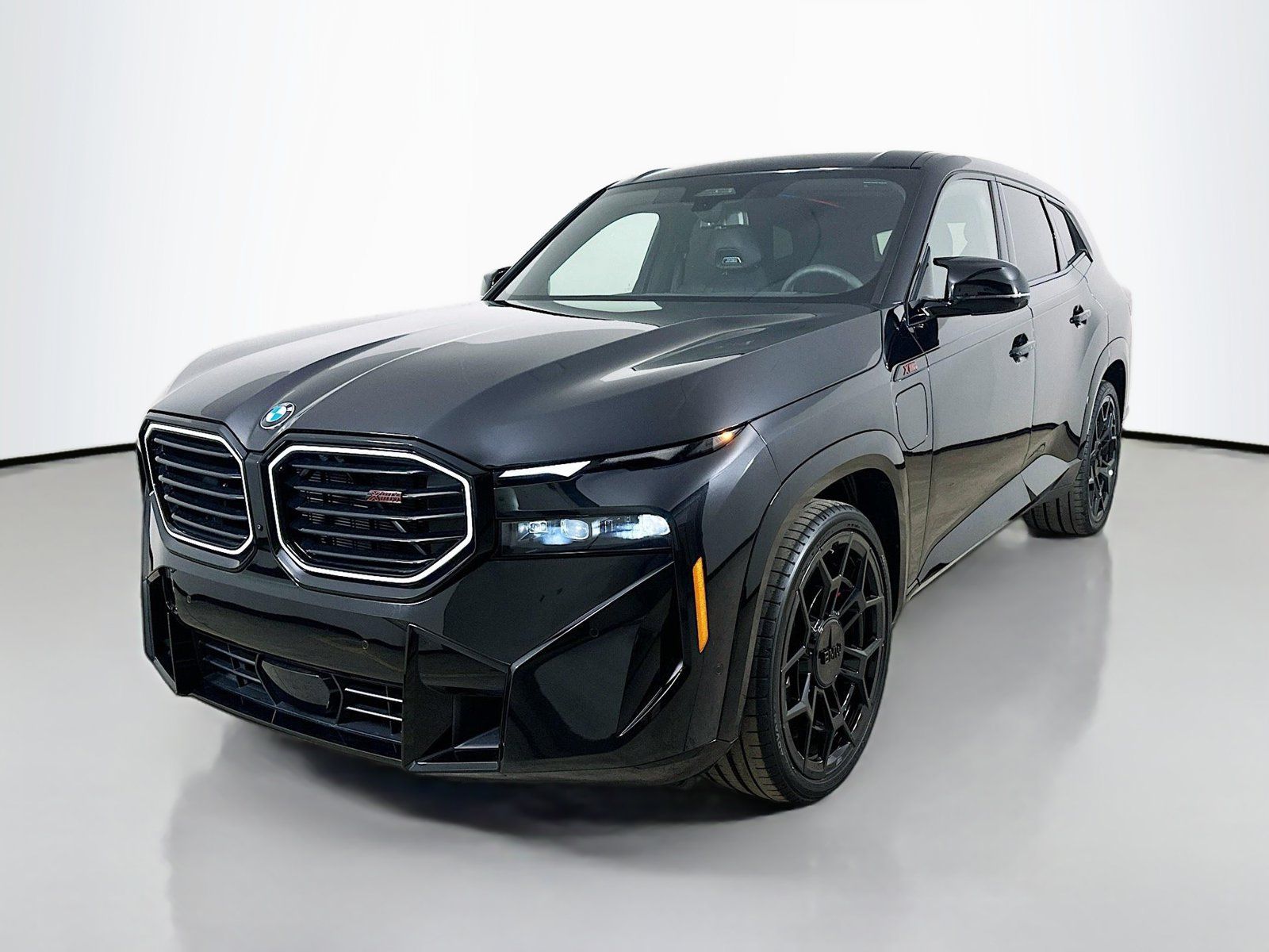 New 2026 BMW XM Label Red AWD/4WD image 1