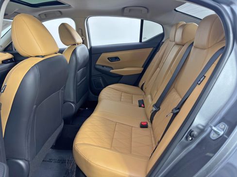 Used 2024 Nissan Sentra SV w/ SV Premium Package image 36