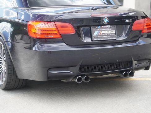 Used 2011 BMW M3 Convertible RWD image 31