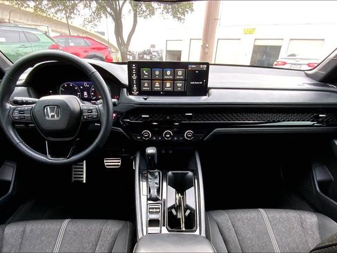 Used 2024 Honda Accord Sport image 30