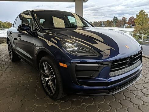 Used 2022 Porsche Macan image 3