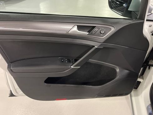 Used 2019 Volkswagen Golf Alltrack SE AWD/4WD image 9