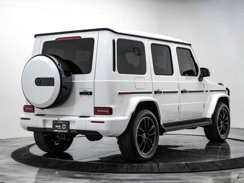 Used 2025 Mercedes-Benz G 550 w/ Exclusive Interior Package image 17