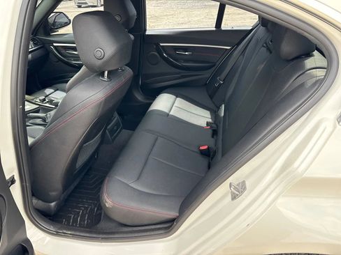 Used 2018 BMW 330i Sedan RWD image 4