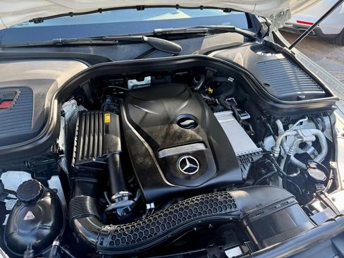 Used 2018 Mercedes-Benz GLC 300 image 5
