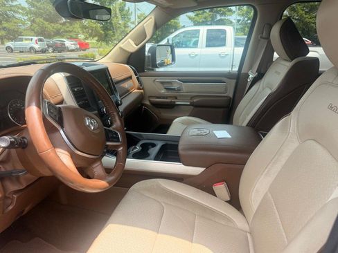 Used 2020 RAM 1500 Laramie AWD/4WD image 4