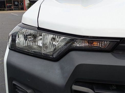 Used 2024 Chevrolet Colorado W/T image 10